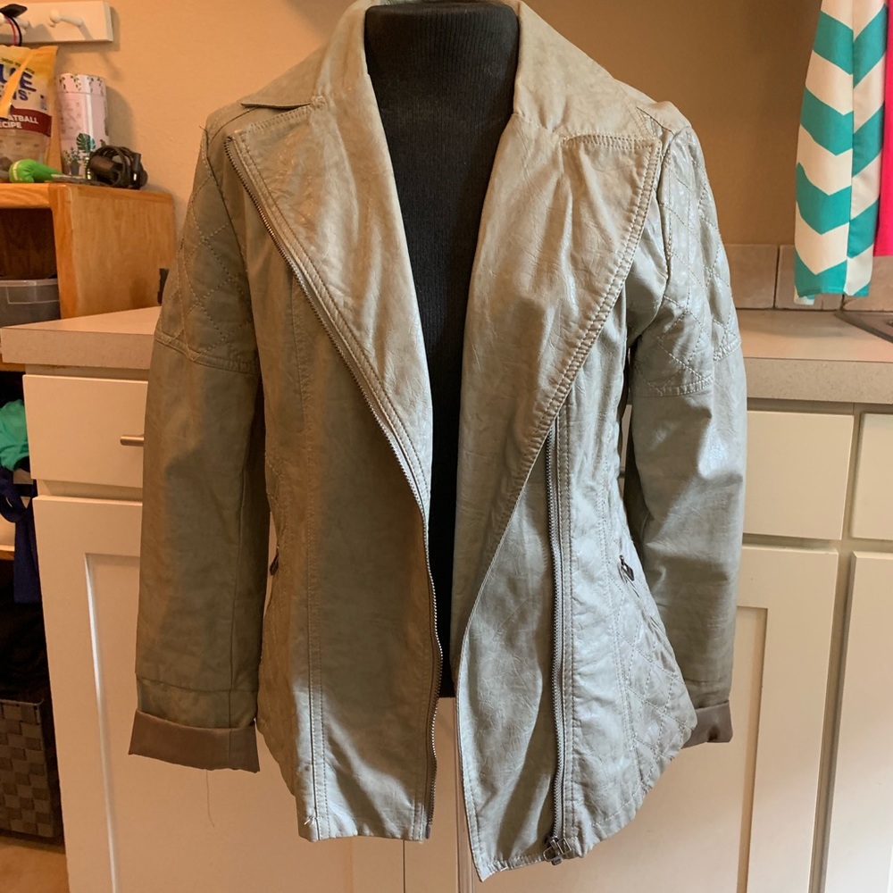 Leather jacket